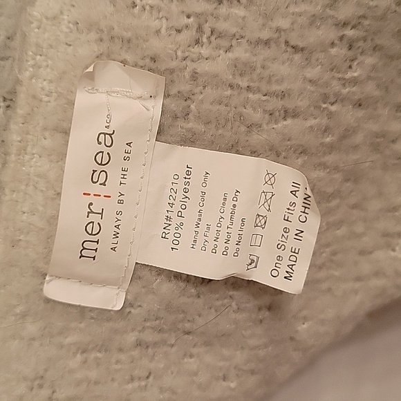 MERSEA FRINGE SCARF - Picture 3 of 3